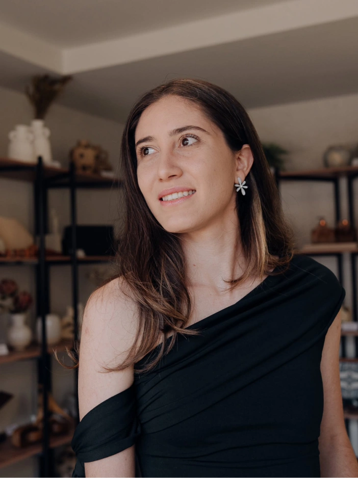 Maressa Costa, designer de interiores e mobiliário da Simplifique Interiores